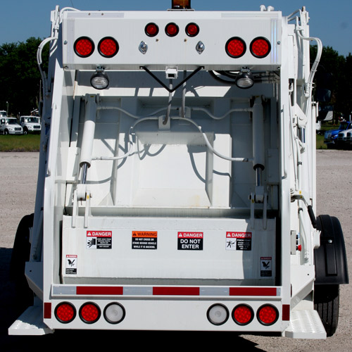 New Way’s Diamondback™ Rear Loader design increases efficiency and ease of use for operators.