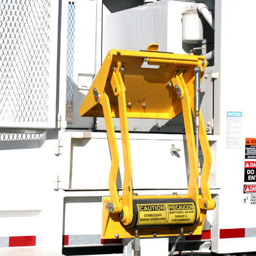 The New Way Mamba Satellite Side Loader can be customized to provide automation for cart tippers.