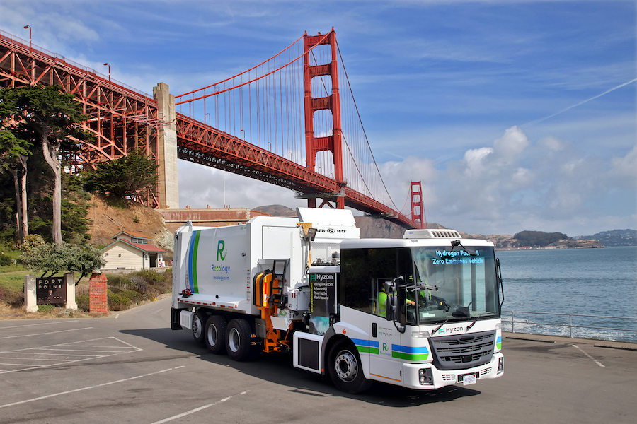 New Way and Hyzon debuted North America’s first hydrogen fuel cell-powered electric refuse vehicle (FCEV) at Waste Expo in Las Vegas in May.